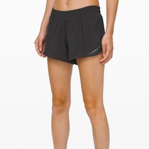 Lululemon Black Hotty Hot Short 4”